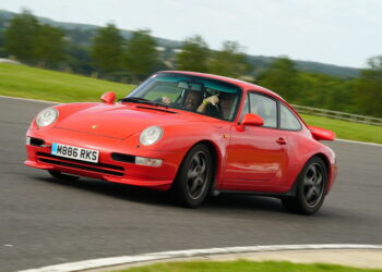 993